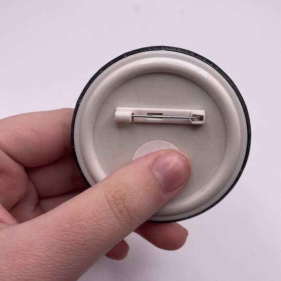 A Nightmare on Elm Street Backpack Pin Button Accessory - Picture 2 of 2